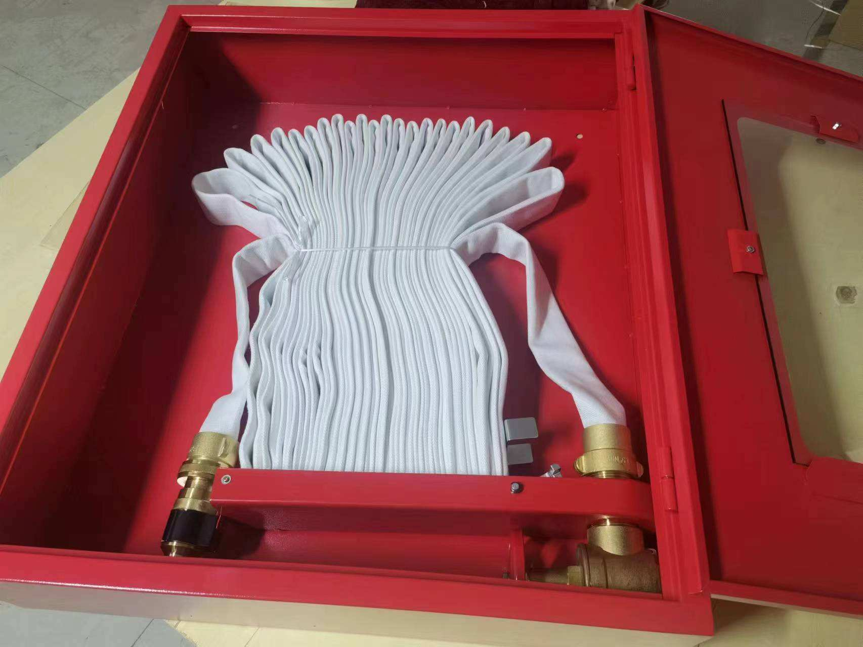 1,2 mm Feuerlöschschlauchgestell aus Kohlenstoffstahl, Ventilschlauchschrank